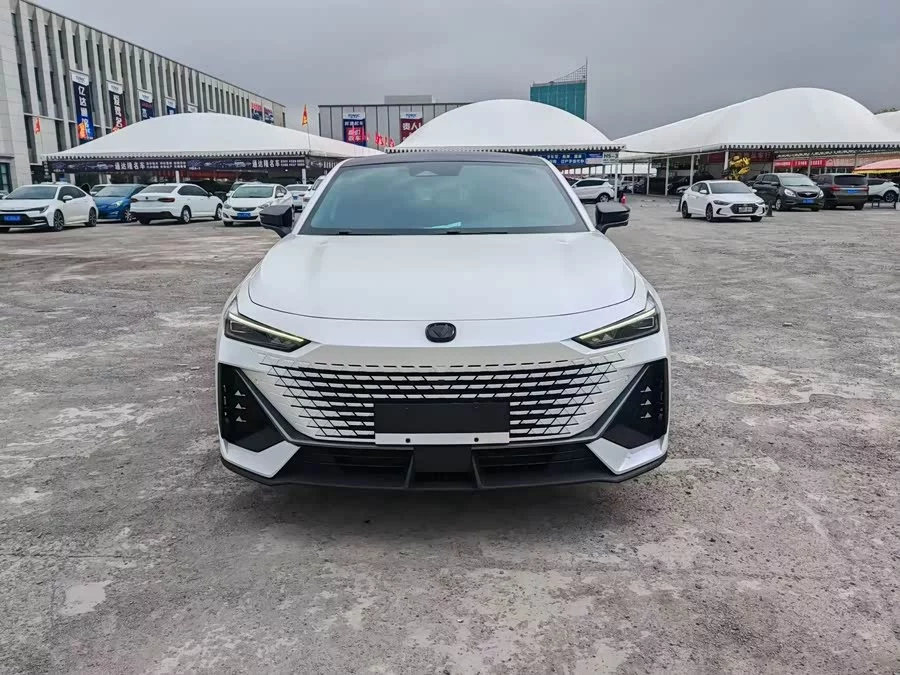 Changan UNI-V