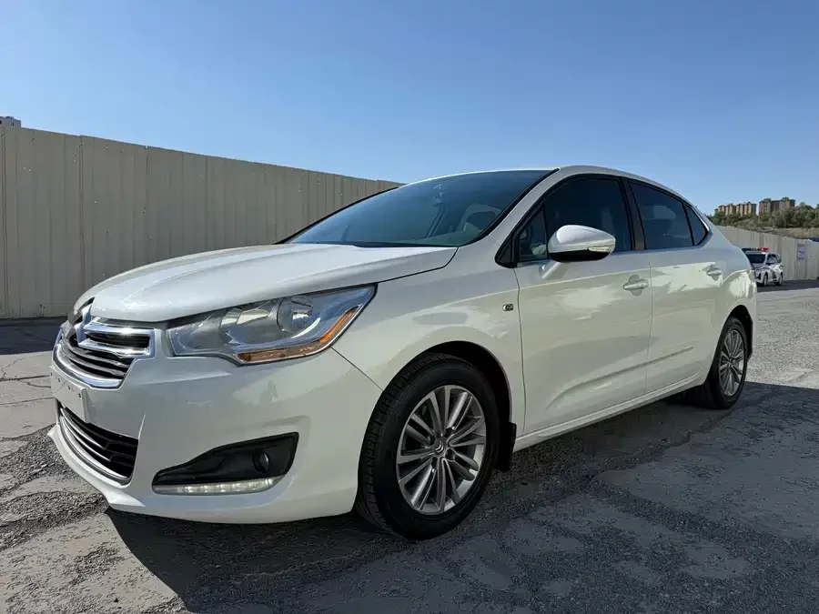Citroën C4L