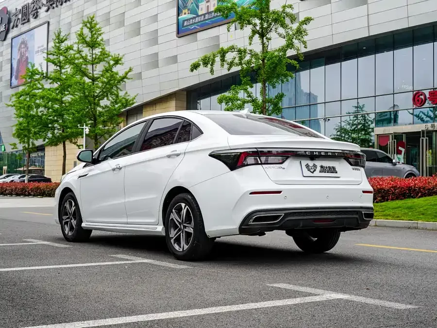 Omoda S5