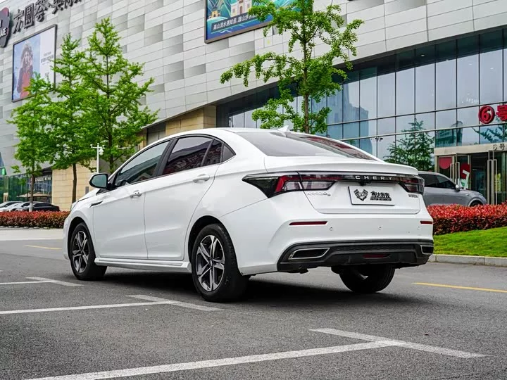 Omoda S5