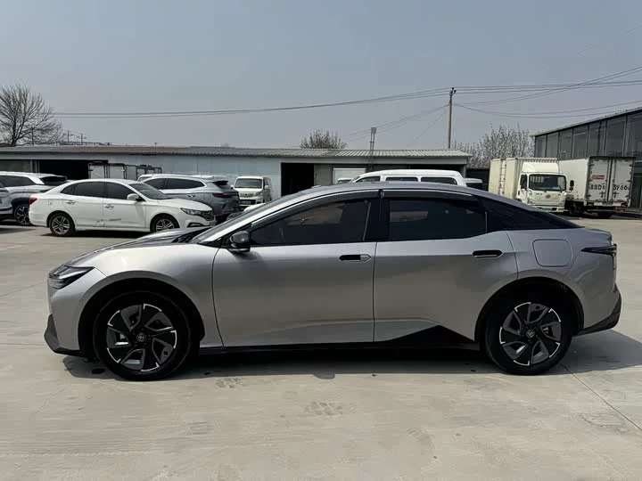 Toyota bZ3