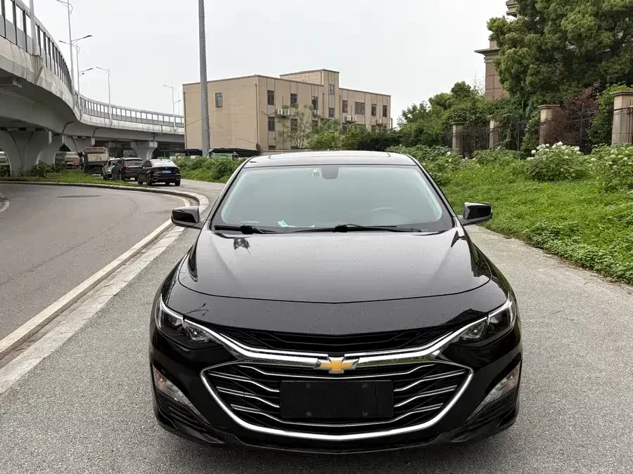 Chevrolet Malibu XL
