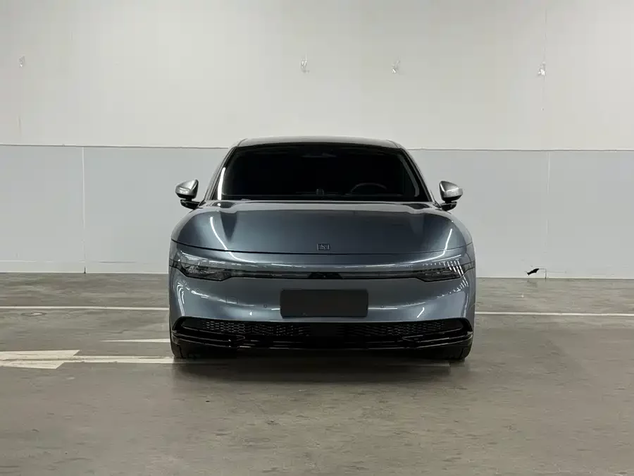 Zeekr 007