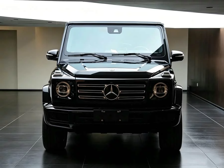 Mercedes Benz G-rated