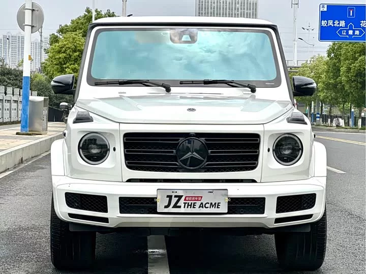 Mercedes-Benz G-rated