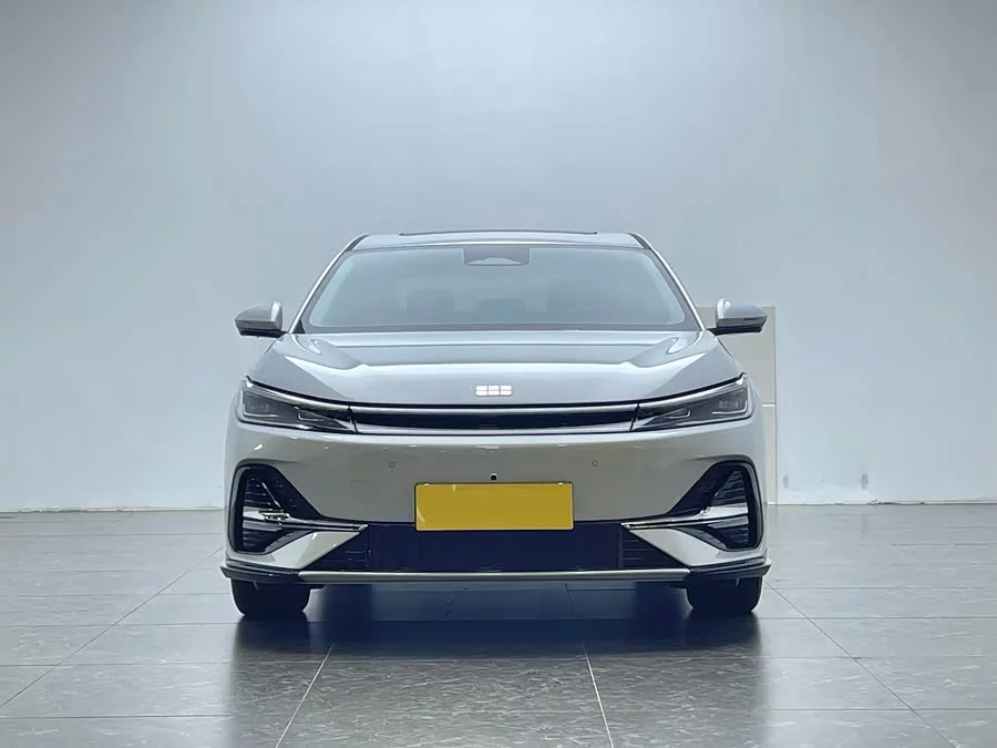 Geely Galaxy A7 EM
