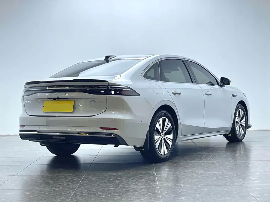 Geely Galaxy A7 EM