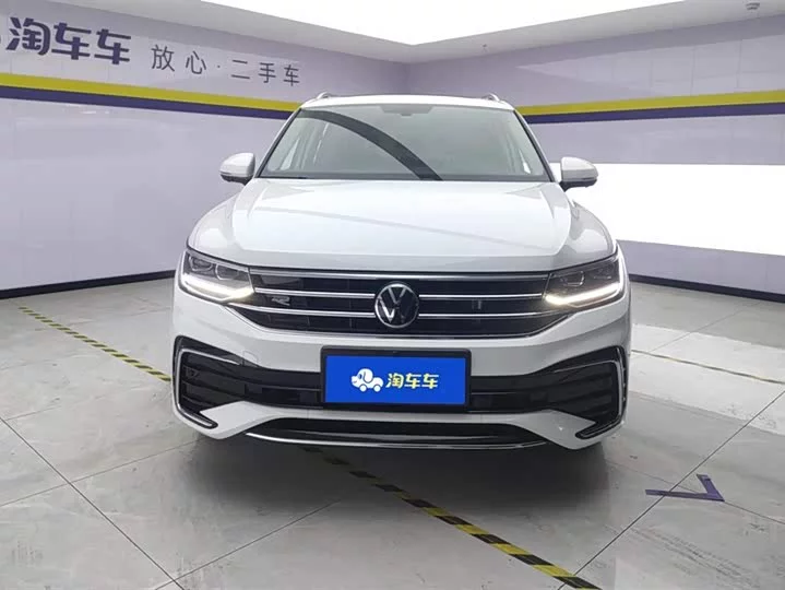 Volkswagen Tiguan L
