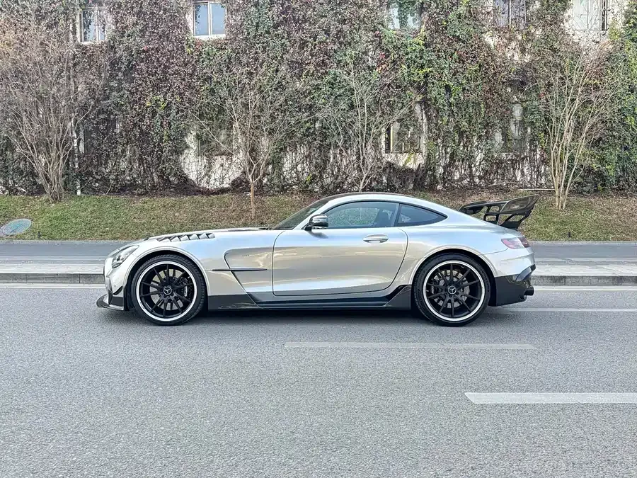 Mercedes Benz AMG GT