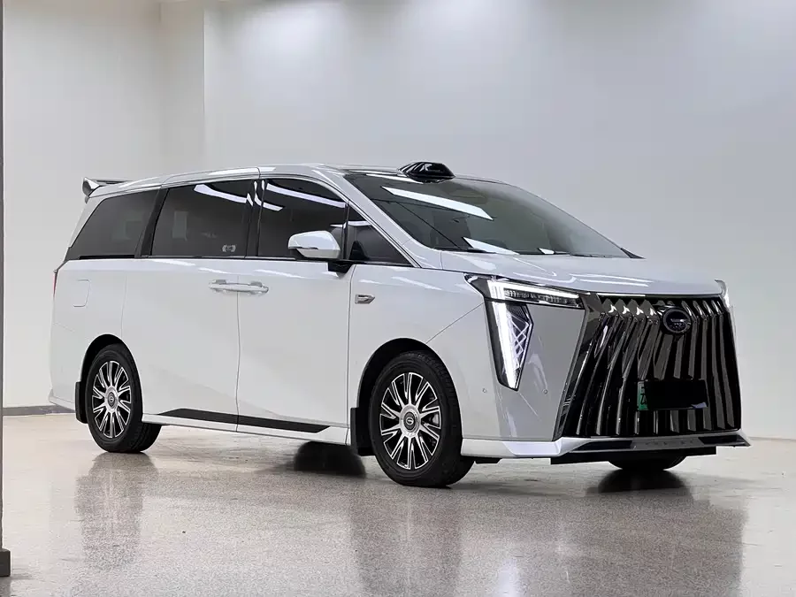 GAC Trumpchi M8