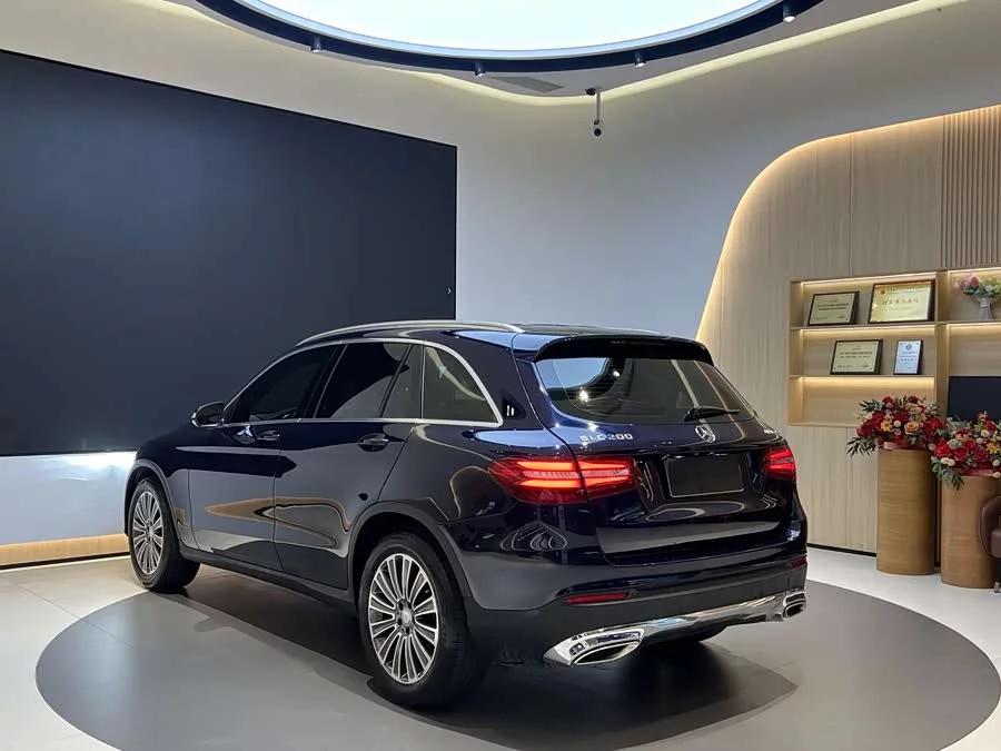 Mercedes Benz GLC