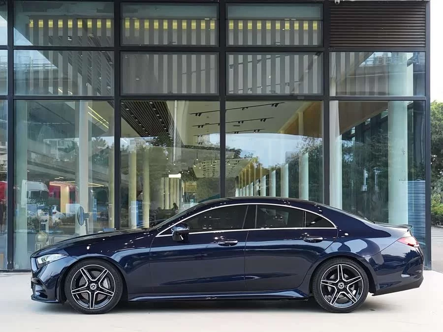 Mercedes Benz CLS