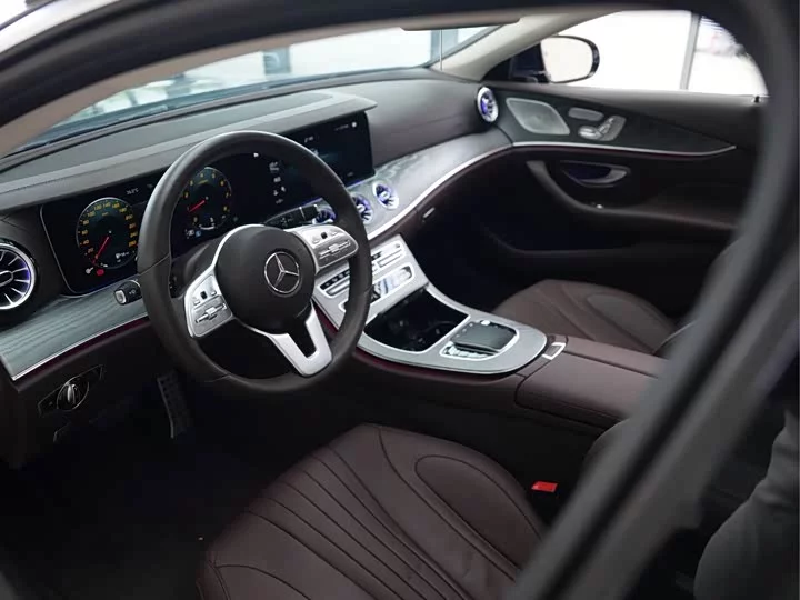 Mercedes-Benz CLS