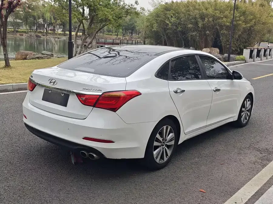 Hyundai Mistra
