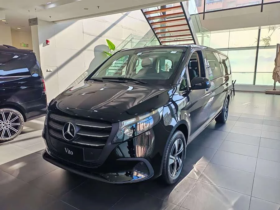 Mercedes Benz Vito