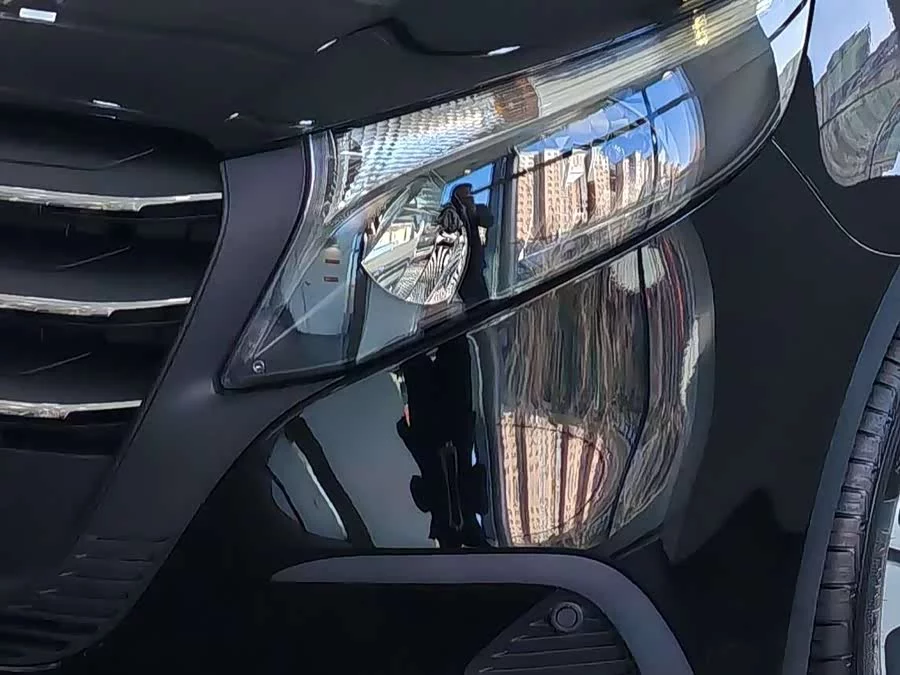 Mercedes Benz Vito