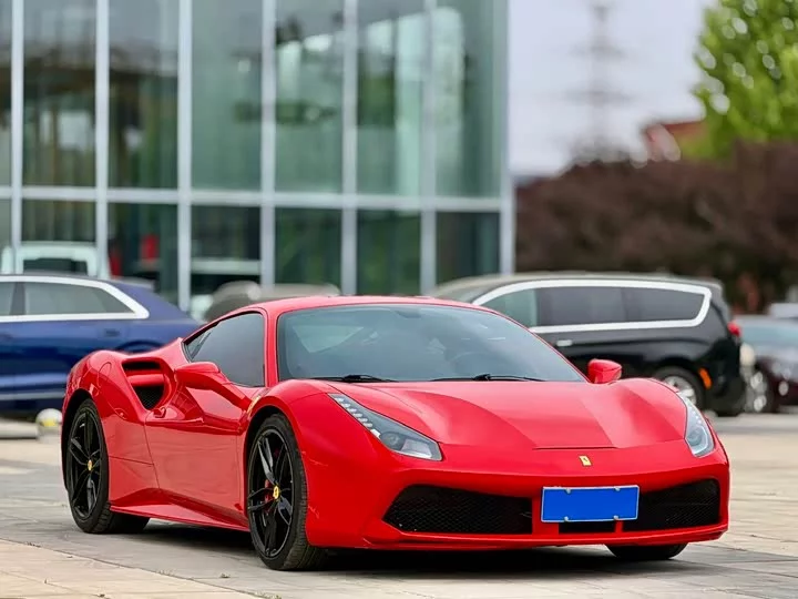 ferrari 488