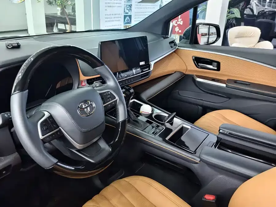Toyota Granvia