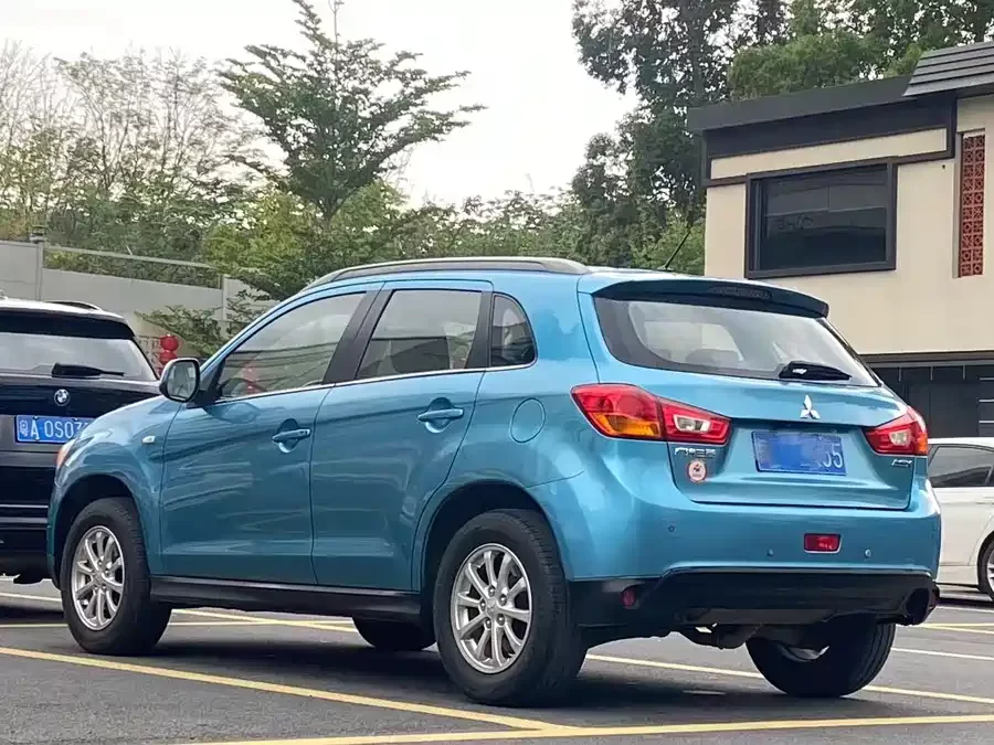 Mitsubishi ASX