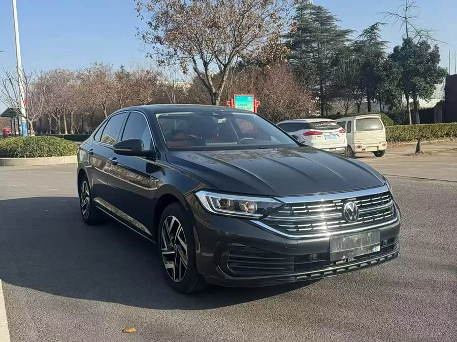 Volkswagen Sagitar