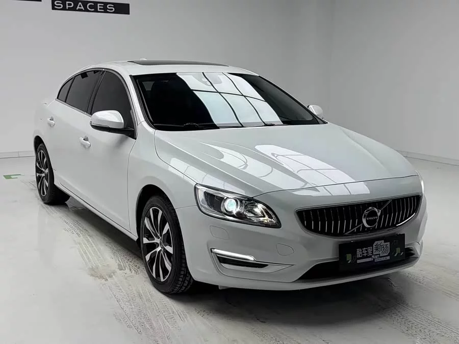 Volvo S60