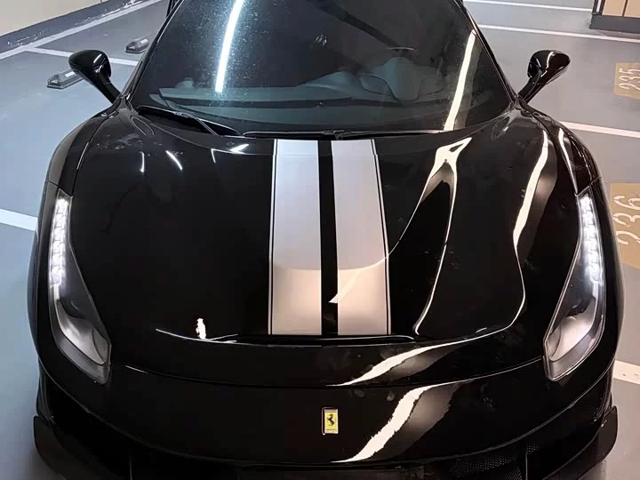 ferrari 488