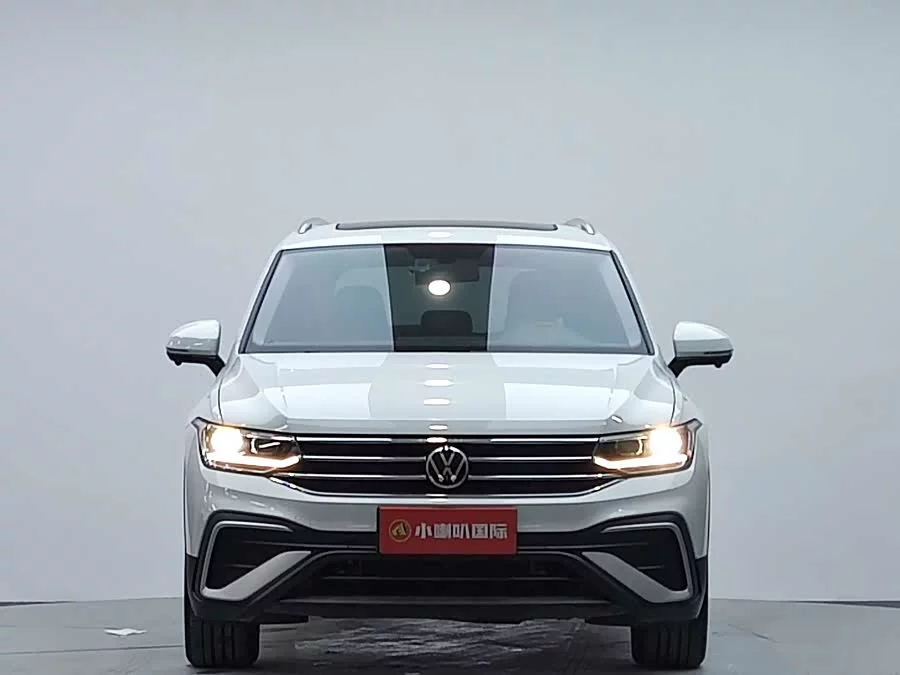 Volkswagen Tiguan L