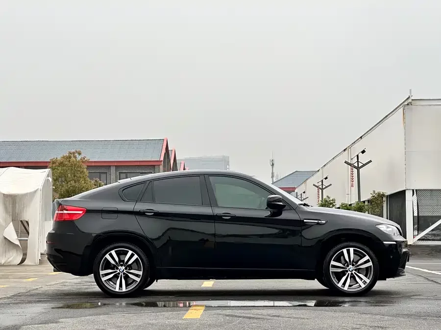 BMW X6 M