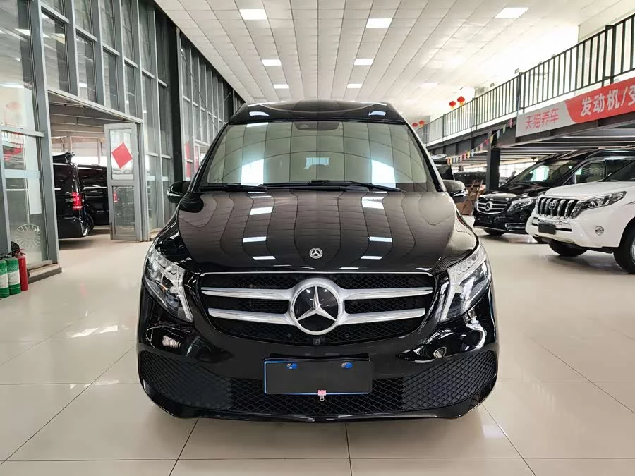 Mercedes Benz Class V
