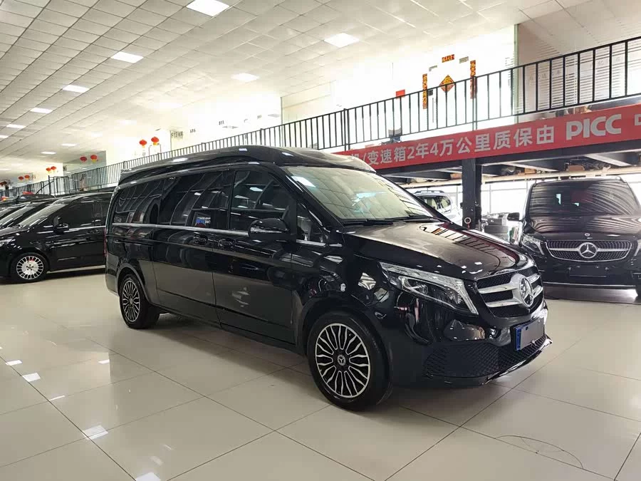 Mercedes Benz Class V