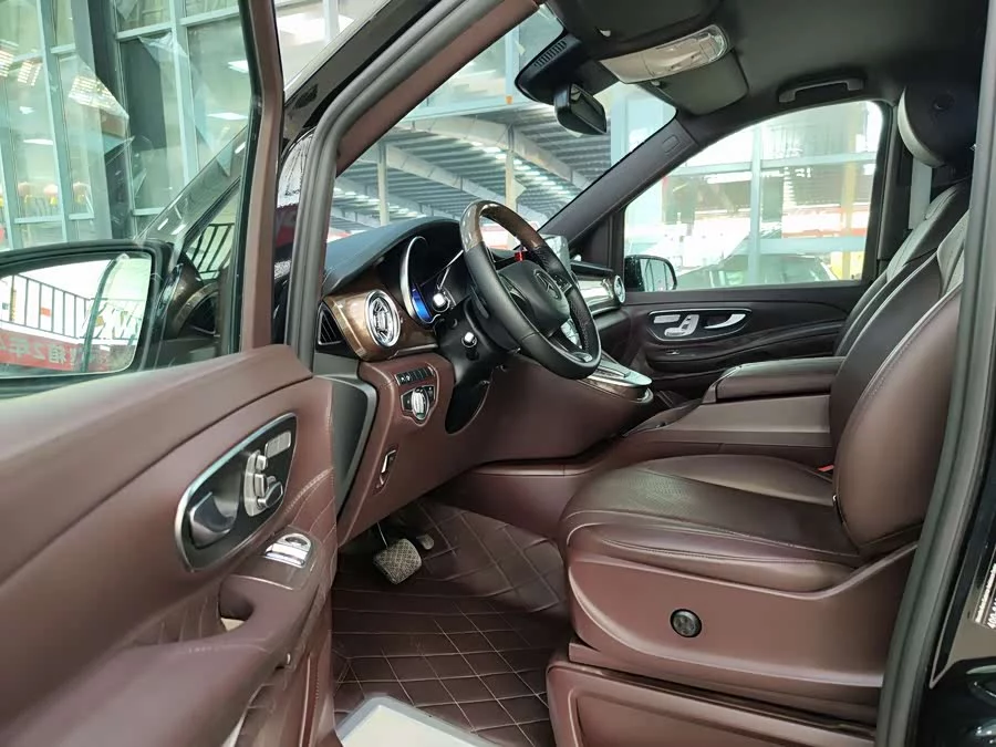 Mercedes Benz Class V