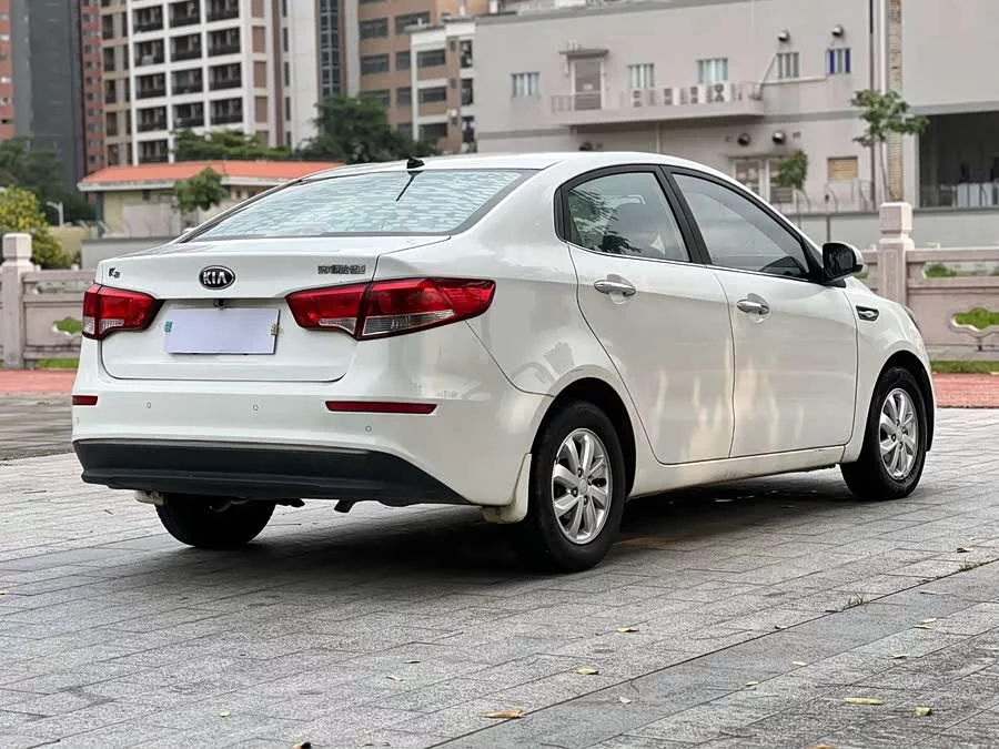 Kia K2