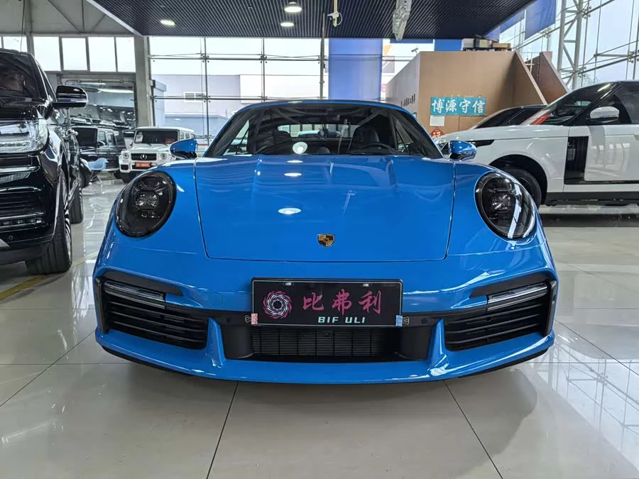 Porsche 911