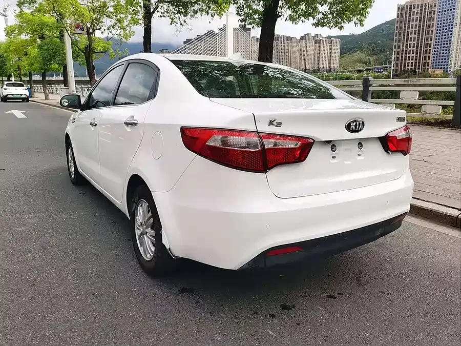 Kia K2