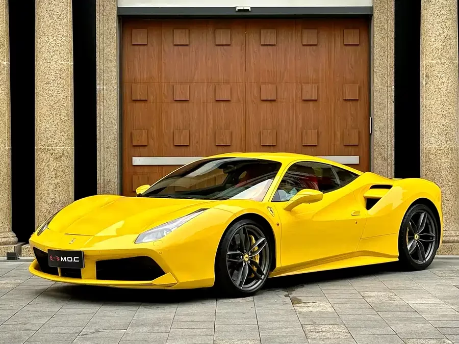 Ferrari 488