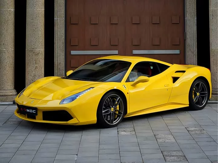 ferrari 488