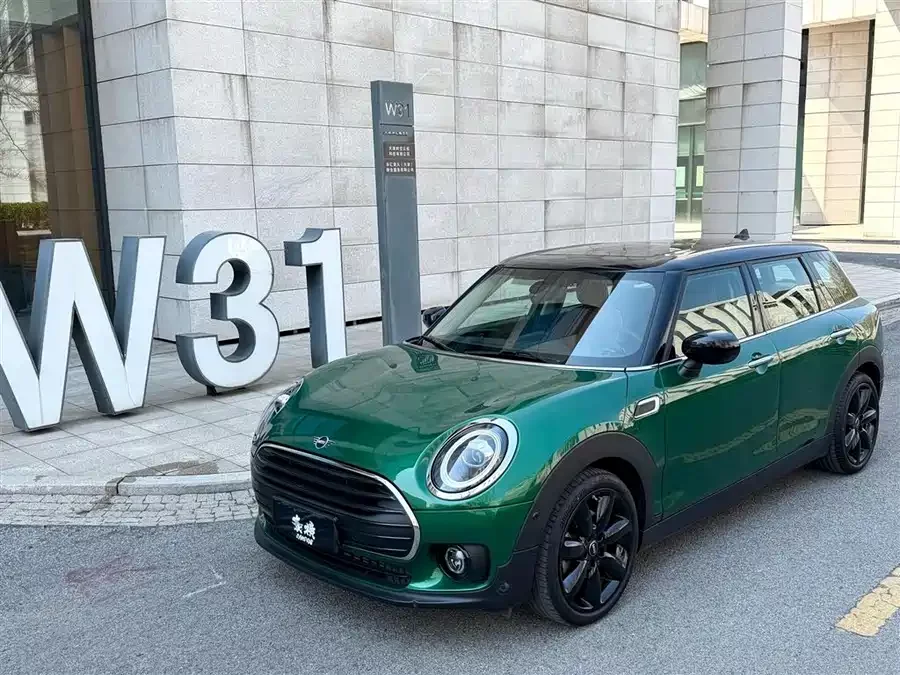 MINI CLUBMAN