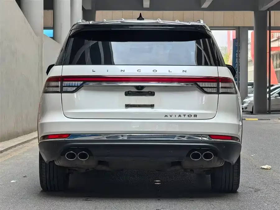 Lincoln Aviator