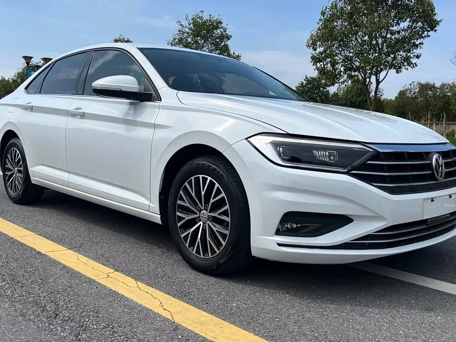 Volkswagen Sagitar