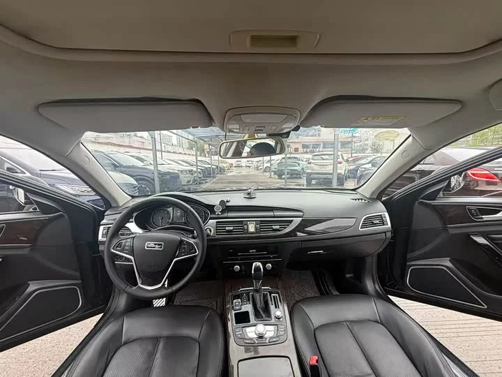 Zotye Z700