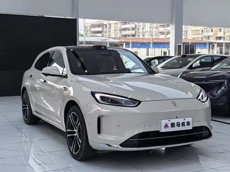 AITO Wenjie M5