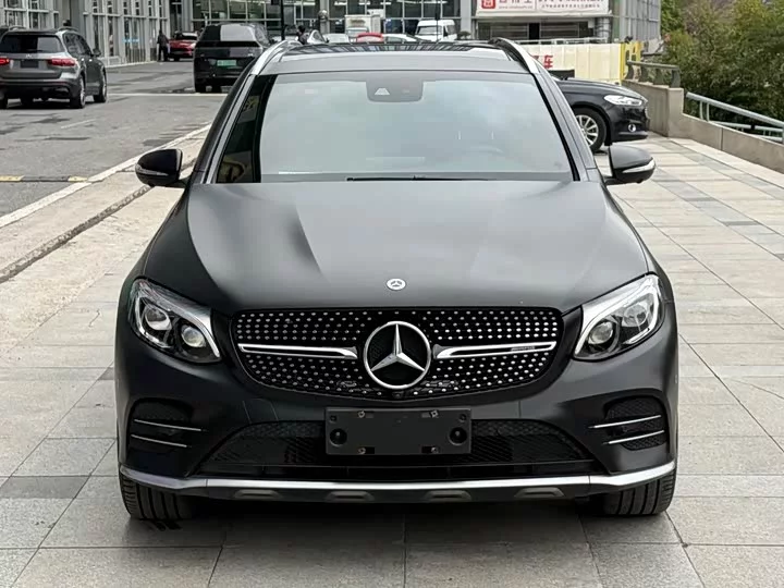 Mercedes-Benz GLC AMG