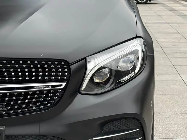 Mercedes-Benz GLC AMG