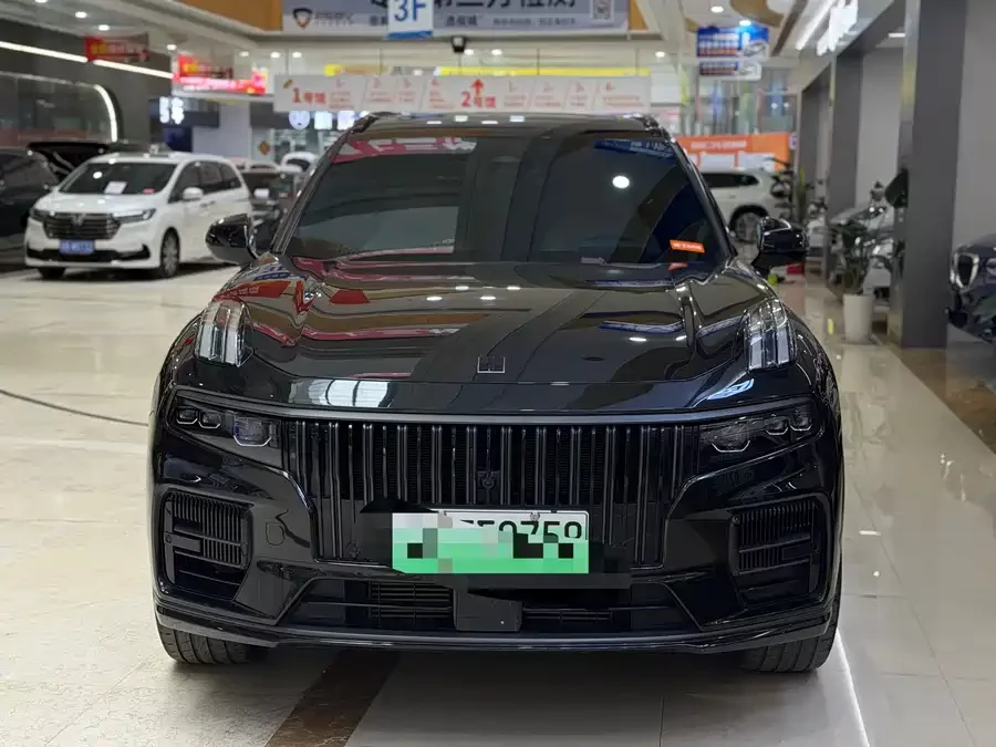 Lynk & Co 09