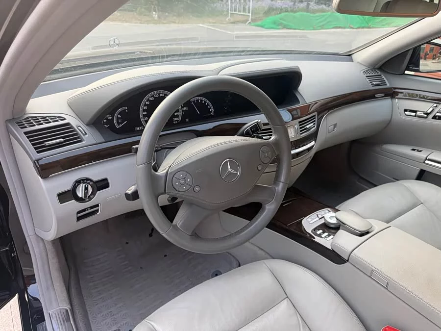 Mercedes Benz S class