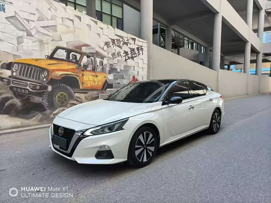 Nissan Teana