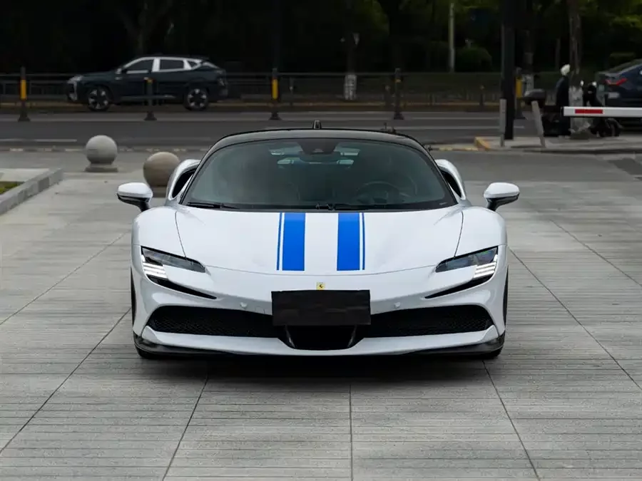 Ferrari SF90