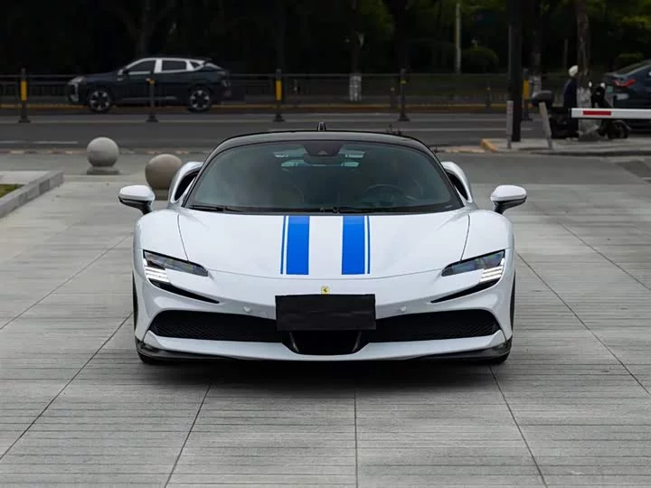 ferrari SF90