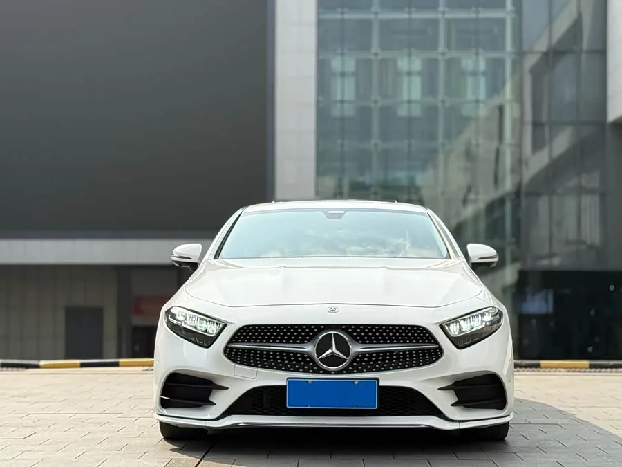 Mercedes Benz CLS