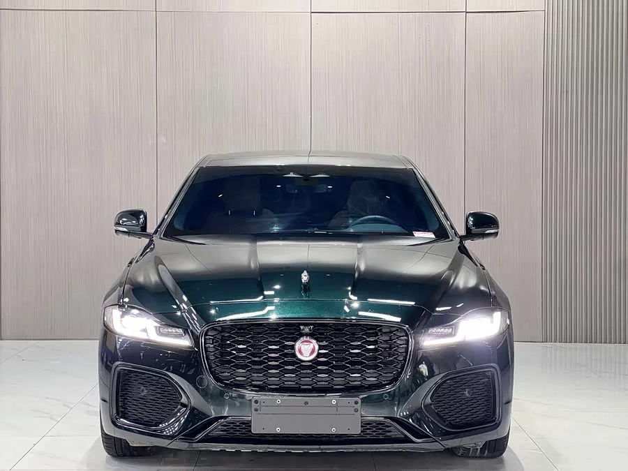 Jaguar XFL